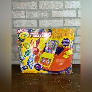 Crayola Melt'n Mold Factory Make Custom Crayons Rings New In Box - 0358